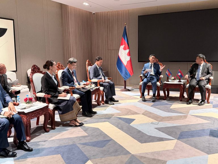 Meeting with Cambodian Health GOV