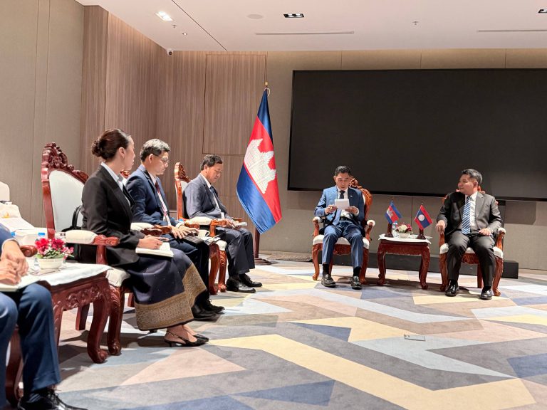 Meeting with Cambodian Health GOV